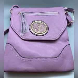 DS Light purple  crossbody w/ gold hardware & lots of pockets